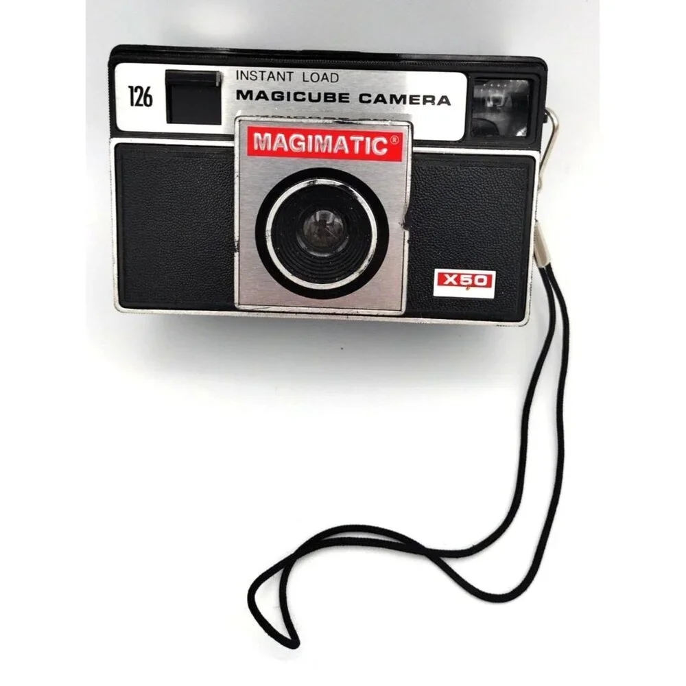 Magimatic Magicube Vintage Camera X50 Has Case 1970s UNTESTED Display For Parts